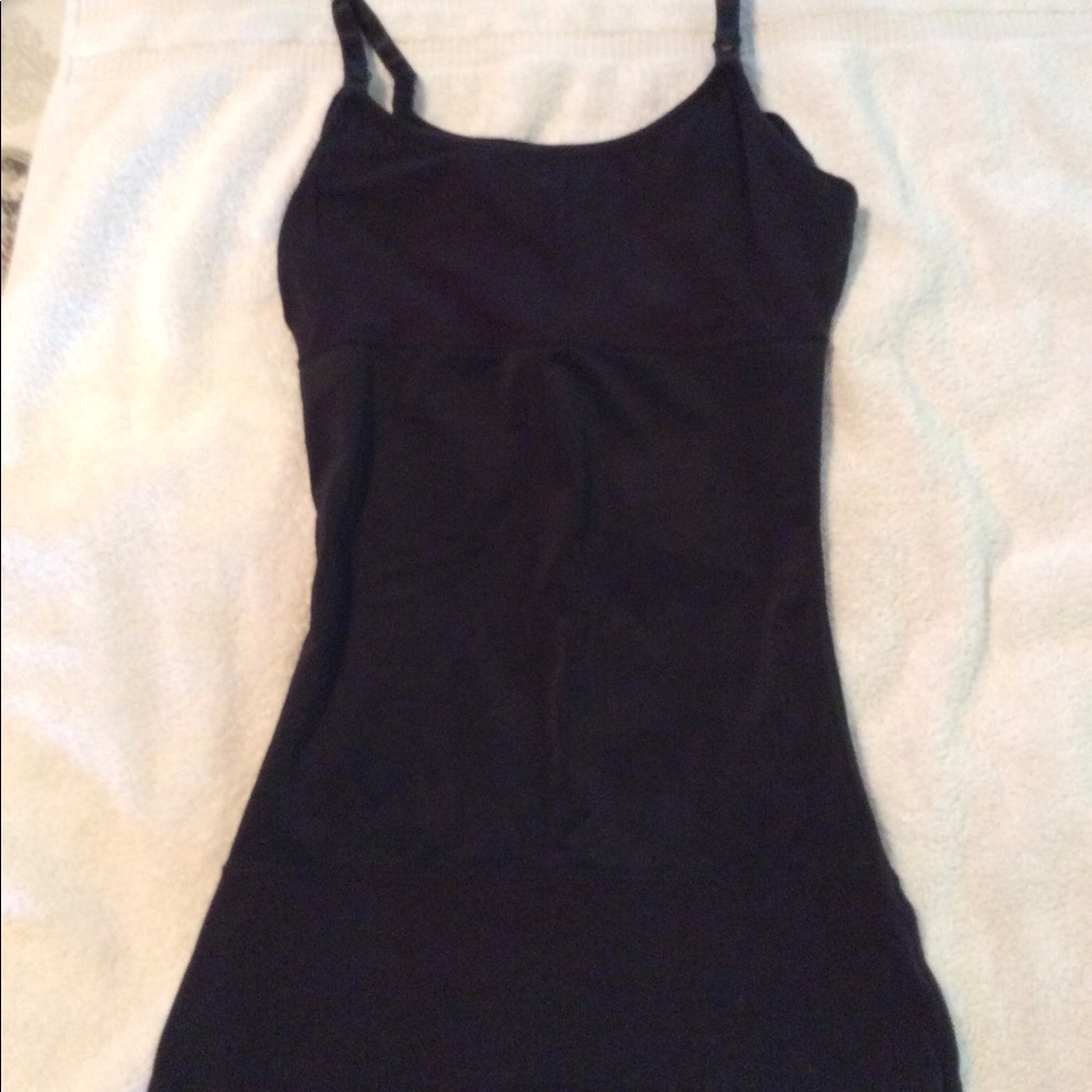 Nursing top size medium